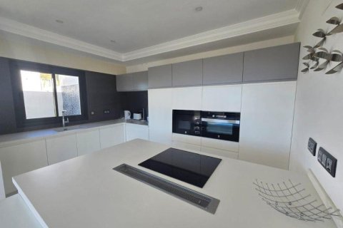 Villa for sale in Tenerife, Spain 3 bedrooms, 350 sq.m. No. 194732 - photo 29