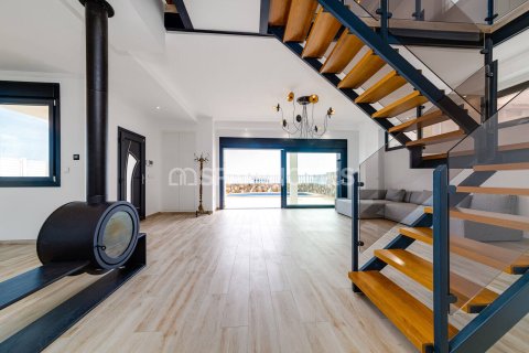 Villa till salu i Torrevieja, Alicante, Spanien 4 sovrum, 210 kvm. Nr. 194764 - foto 15