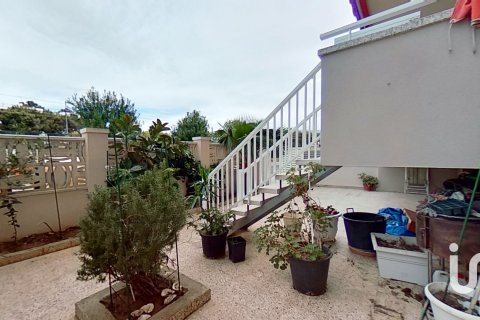 Apartment for sale in Calafell, Tarragona, Spain 3 bedrooms, 73 sq.m. No. 185737 - photo 2