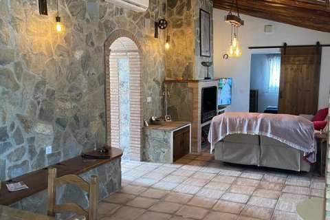 House for sale in El Almendro, Huelva, Spain 4 bedrooms, 155 sq.m. No. 185842 - photo 9