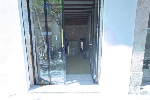 Café/restaurang för uthyrning i Barcelona, Spanien 2 sovrum, 168 kvm. Nr. 172078 - foto 4