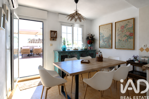 Paritalo vuokrattavana Marbella, Malaga, Espanja, 3 makuuhuonetta, 205 m2 No. 172083 - kuva 6