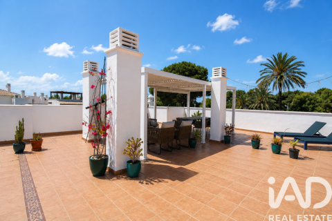 Paritalo vuokrattavana Marbella, Malaga, Espanja, 3 makuuhuonetta, 205 m2 No. 172083 - kuva 11