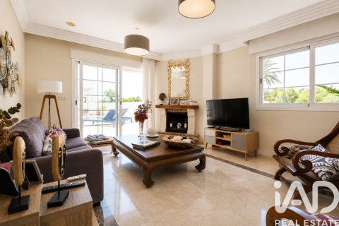 Paritalo vuokrattavana Marbella, Malaga, Espanja, 3 makuuhuonetta, 205 m2 No. 172083 - kuva 2