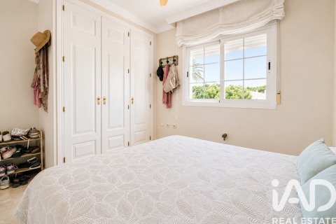 Paritalo vuokrattavana Marbella, Malaga, Espanja, 3 makuuhuonetta, 205 m2 No. 172083 - kuva 16