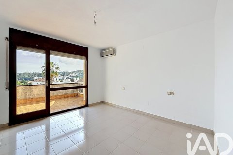 Talo vuokrattavana Tiana, Barcelona, Espanja, 4 makuuhuonetta, 196 m2 No. 172082 - kuva 13