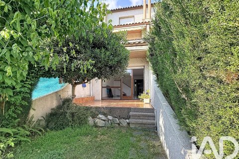 Talo vuokrattavana Tiana, Barcelona, Espanja, 4 makuuhuonetta, 196 m2 No. 172082 - kuva 6