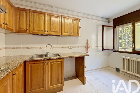 Talo vuokrattavana Tiana, Barcelona, Espanja, 4 makuuhuonetta, 196 m2 No. 172082 - kuva 11