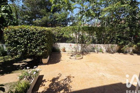 Talo vuokrattavana La Bisbal Del Penedes, Tarragona, Espanja, 4 makuuhuonetta, 230 m2 No. 172080 - kuva 8