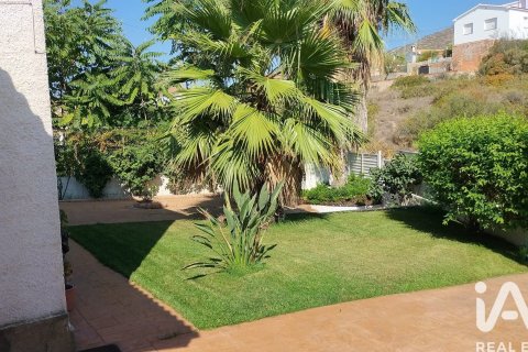 Talo vuokrattavana La Bisbal Del Penedes, Tarragona, Espanja, 4 makuuhuonetta, 230 m2 No. 172080 - kuva 7