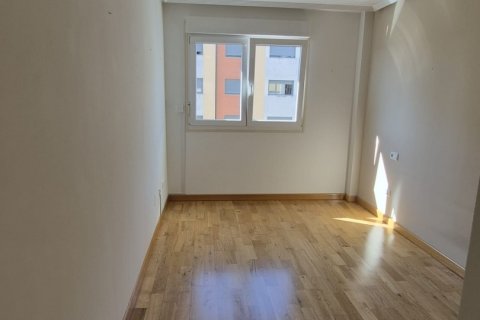 Huoneisto vuokrattavana Leon, Espanja, 2 makuuhuonetta, 93 m2 No. 172081 - kuva 10