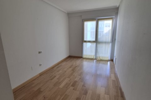 Huoneisto vuokrattavana Leon, Espanja, 2 makuuhuonetta, 93 m2 No. 172081 - kuva 14