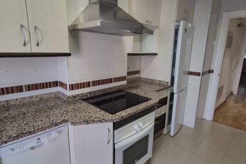 Huoneisto vuokrattavana Leon, Espanja, 2 makuuhuonetta, 93 m2 No. 172081 - kuva 8