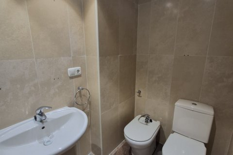 Huoneisto vuokrattavana Leon, Espanja, 2 makuuhuonetta, 93 m2 No. 172081 - kuva 13