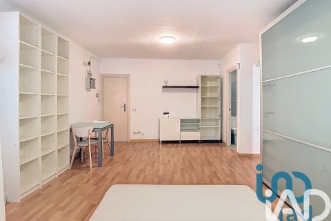 Huoneisto vuokrattavana L'Hospitalet de Llobregat, Barcelona, Espanja , 33 m2 No. 172079 - kuva 7