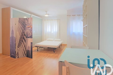 Huoneisto vuokrattavana L'Hospitalet de Llobregat, Barcelona, Espanja , 33 m2 No. 172079 - kuva 5