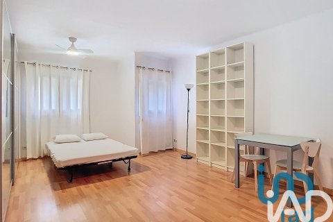 Huoneisto vuokrattavana L'Hospitalet de Llobregat, Barcelona, Espanja , 33 m2 No. 172079 - kuva 6