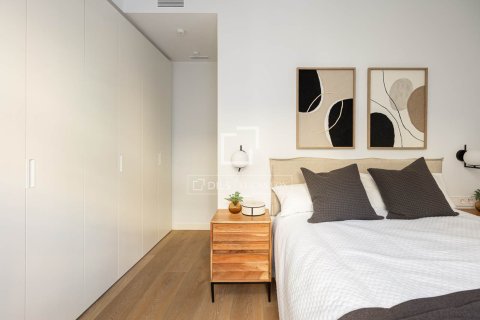 Продажа квартиры в Барселона, Испания 3 спальни, 108м2 №150774 - фото 13