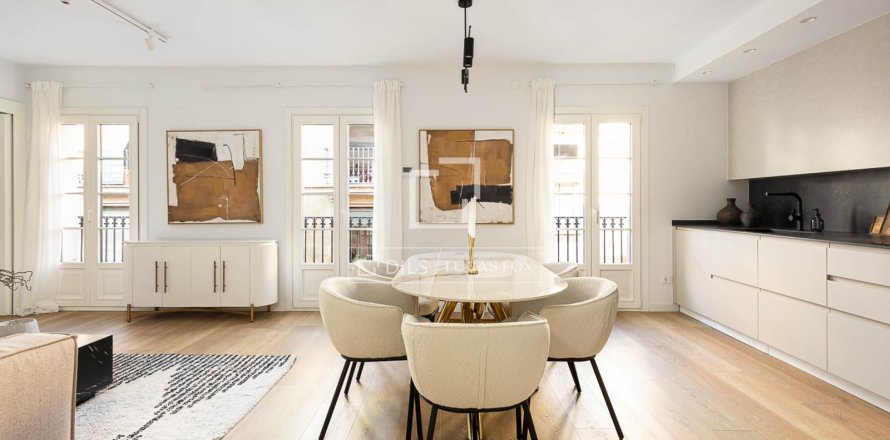 Квартира в Барселона, Испания 3 спальни, 108м2 №150774