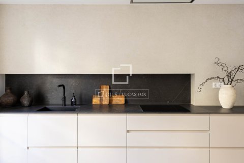 Продажа квартиры в Барселона, Испания 3 спальни, 108м2 №150774 - фото 9