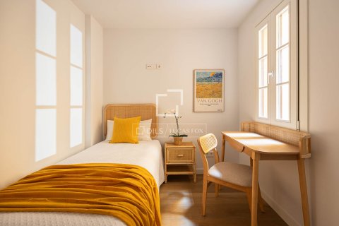 Продажа квартиры в Барселона, Испания 3 спальни, 120м2 №150773 - фото 25