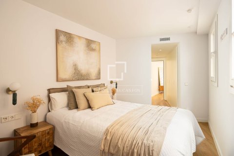 Продажа квартиры в Барселона, Испания 3 спальни, 120м2 №150773 - фото 19