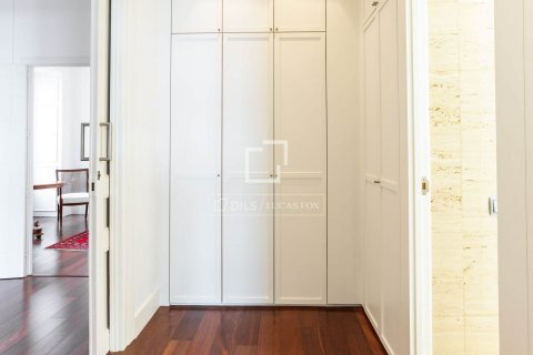 Apartament w Barcelona, Hiszpania 5 sypialni, 255 mkw. nr 150769 – zdjęcie 5