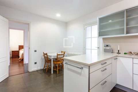 Apartament w Barcelona, Hiszpania 5 sypialni, 255 mkw. nr 150769 – zdjęcie 9