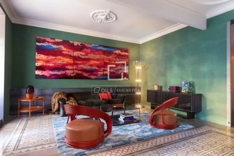 Apartment for sale in Barcelona, Spain 2 bedrooms, 116 sq.m. No. 150772 - photo 27