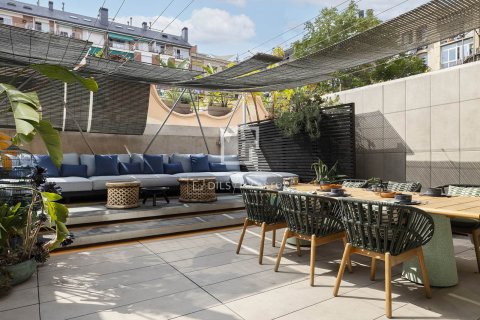 Apartment for sale in Barcelona, Spain 2 bedrooms, 116 sq.m. No. 150772 - photo 2