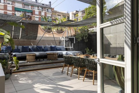 Apartment à Barcelona, Espagne 2 chambres, 116 m2 No. 150772