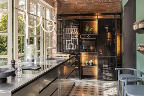 Apartment for sale in Barcelona, Spain 2 bedrooms, 116 sq.m. No. 150772 - photo 16