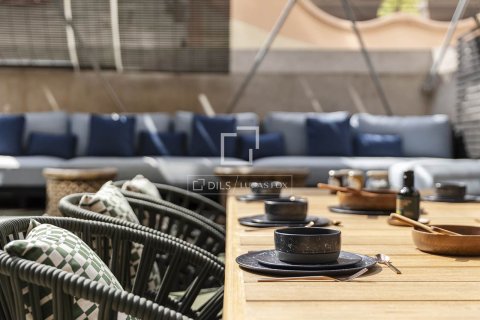 Apartment for sale in Barcelona, Spain 2 bedrooms, 116 sq.m. No. 150772 - photo 7