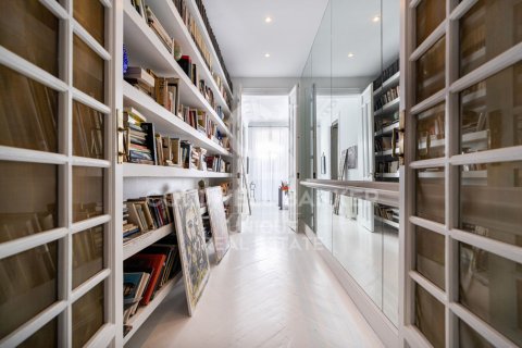 Huoneisto myytävänä Madrid, Espanja, 3 makuuhuonetta, 450 m2 No. 159727 - kuva 9