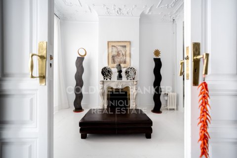 Huoneisto myytävänä Madrid, Espanja, 3 makuuhuonetta, 450 m2 No. 159727 - kuva 3