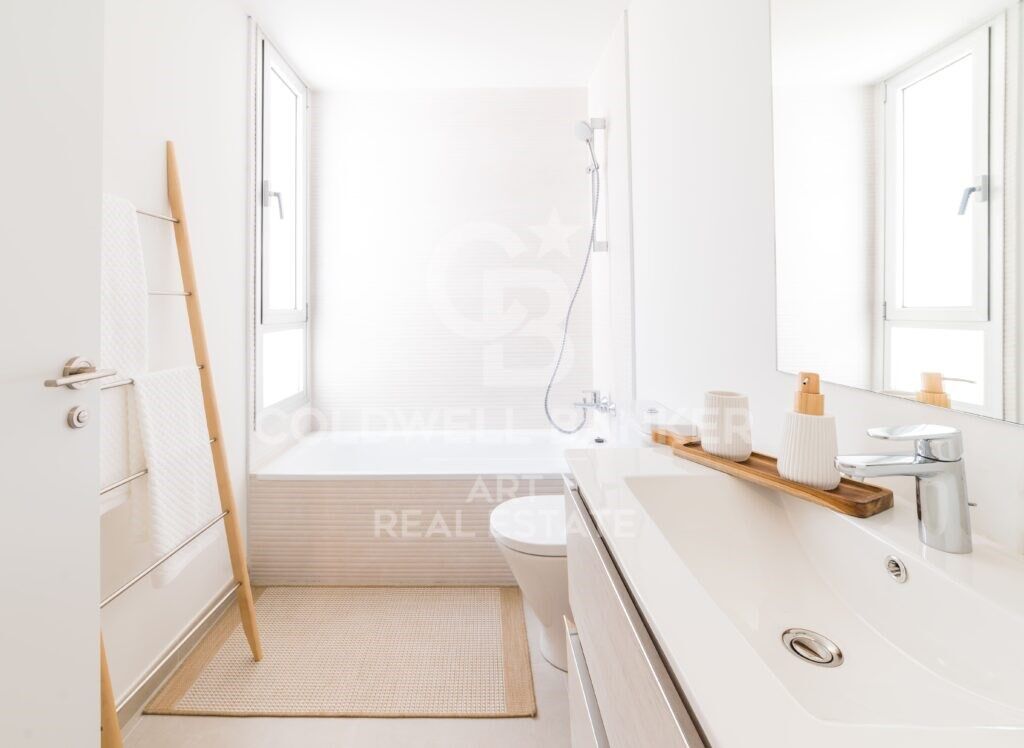 Appartamento a Estepona, Malaga, Spagna 3 camere da letto, 90 mq. N° 159724