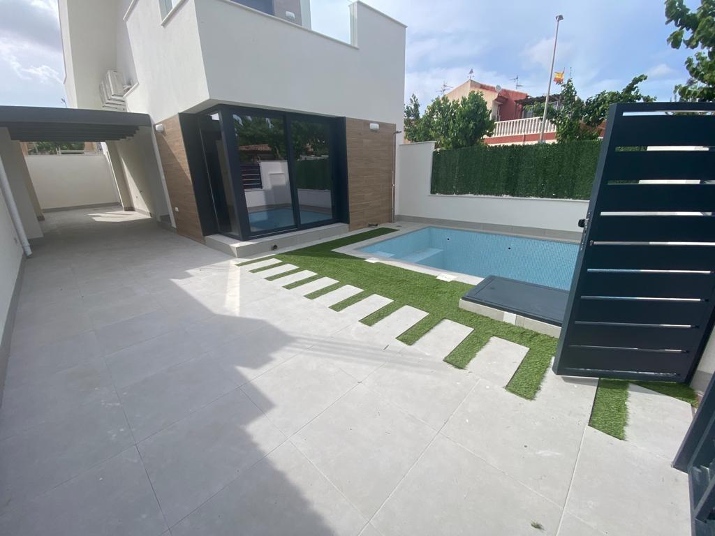 Villa i Murcia, Spanien 3 sovrum, 101 kvm. Nr. 141819