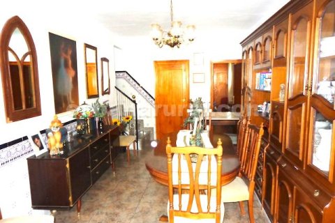 House for sale in Sufli, Almeria, Spain 4 bedrooms, 130 sq.m. No. 184089 - photo 2