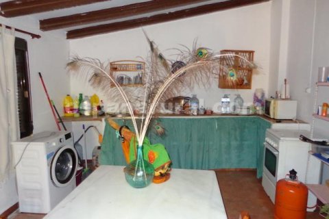 House for sale in Tijola, Almeria, Spain 2 bedrooms, 120 sq.m. No. 184086 - photo 3