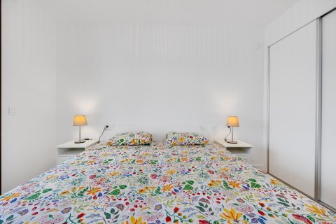 Apartamento en venta en Villamartin, Alicante, España 2 dormitorios, No. 190024 - foto 17