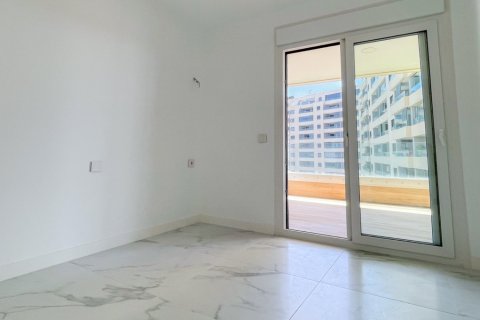 Apartamento en venta en Alicante, España 3 dormitorios, 146 m2 No. 190023 - foto 16
