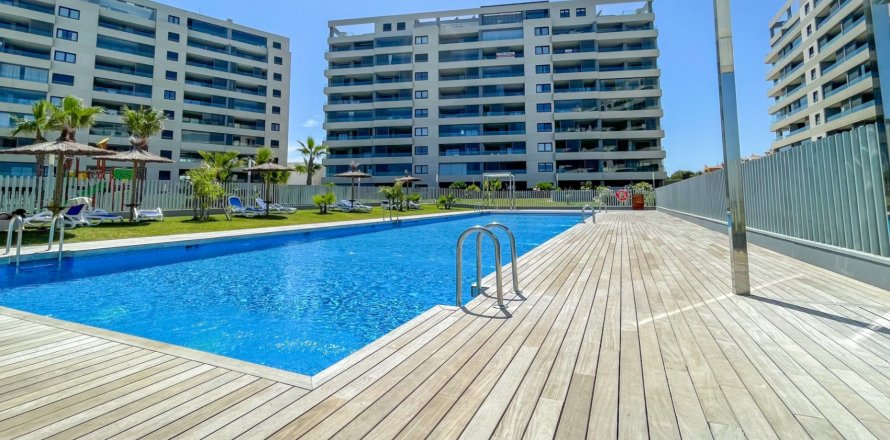 Apartamento en Alicante, España 3 dormitorios, 146 m2 No. 190023