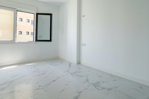 Apartamento en venta en Alicante, España 3 dormitorios, 146 m2 No. 190023 - foto 13