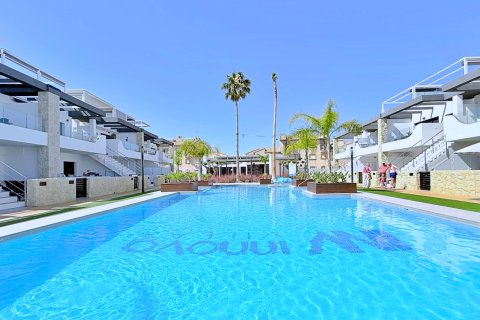 Huoneisto myytävänä Alicante, Espanja, 2 makuuhuonetta, 72 m2 No. 189943 - kuva 3