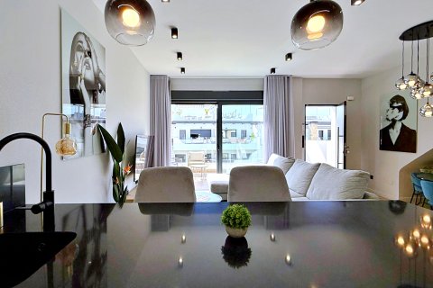 Huoneisto myytävänä Alicante, Espanja, 2 makuuhuonetta, 72 m2 No. 189943 - kuva 11