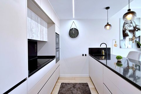 Huoneisto myytävänä Alicante, Espanja, 2 makuuhuonetta, 72 m2 No. 189943 - kuva 16