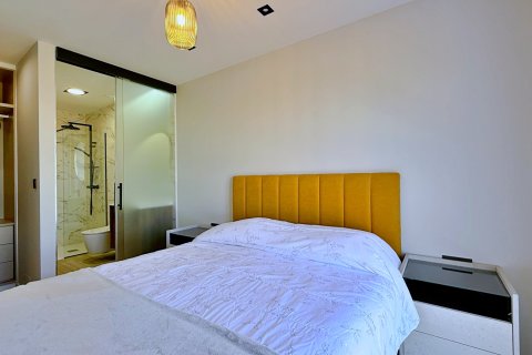 Huoneisto myytävänä Alicante, Espanja, 2 makuuhuonetta, 72 m2 No. 189943 - kuva 19