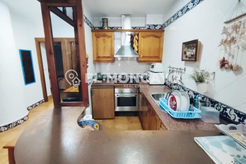 House for sale in Guardamar del Segura, Alicante, Spain 5 bedrooms, 139 sq.m. No. 149053 - photo 6