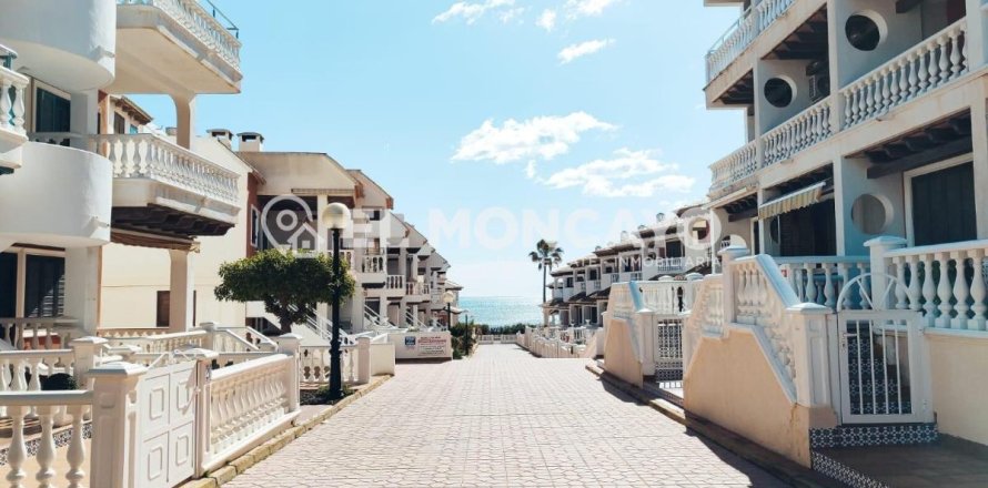 House in Guardamar del Segura, Alicante, Spain 5 bedrooms, 139 sq.m. No. 149053