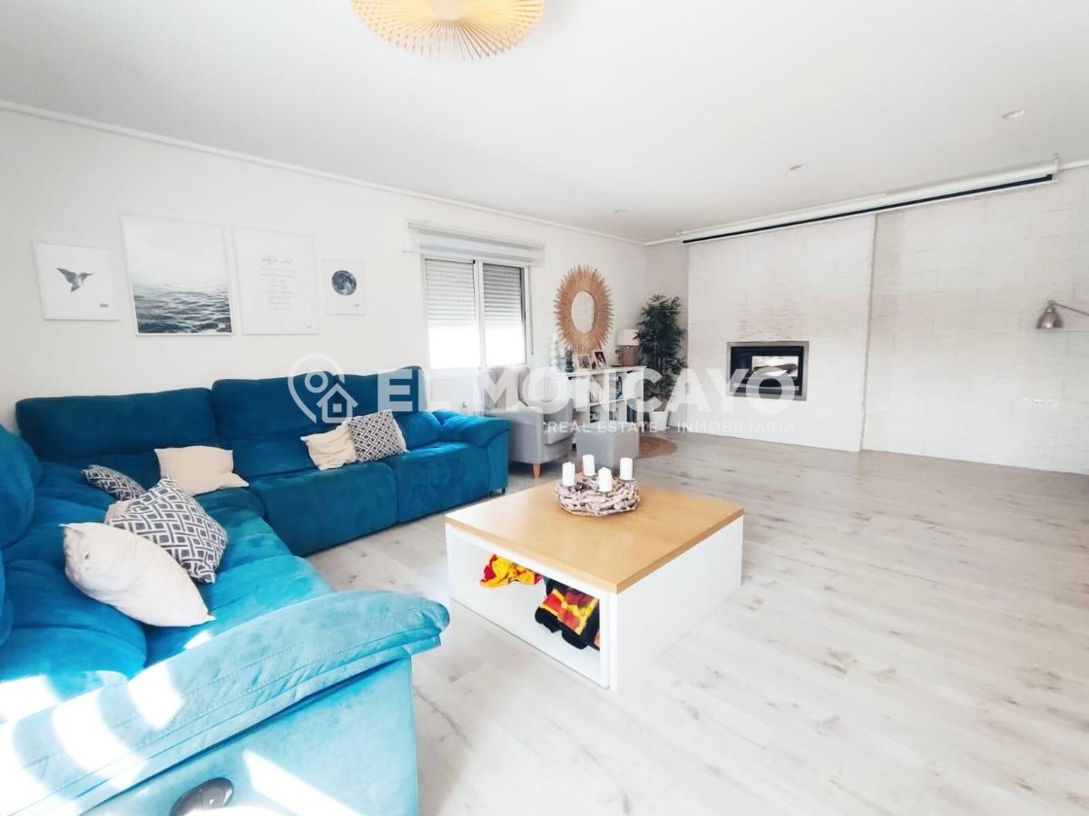 Villa a Alicante, Spagna 3 camere da letto, 337 mq. N° 149049